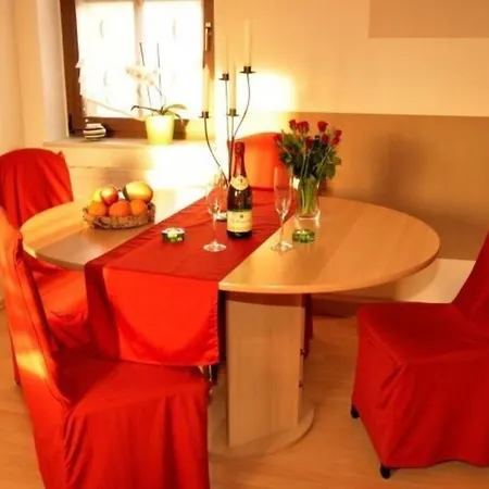 Moderne Ferienwohnung In Pillnitz * Dresde